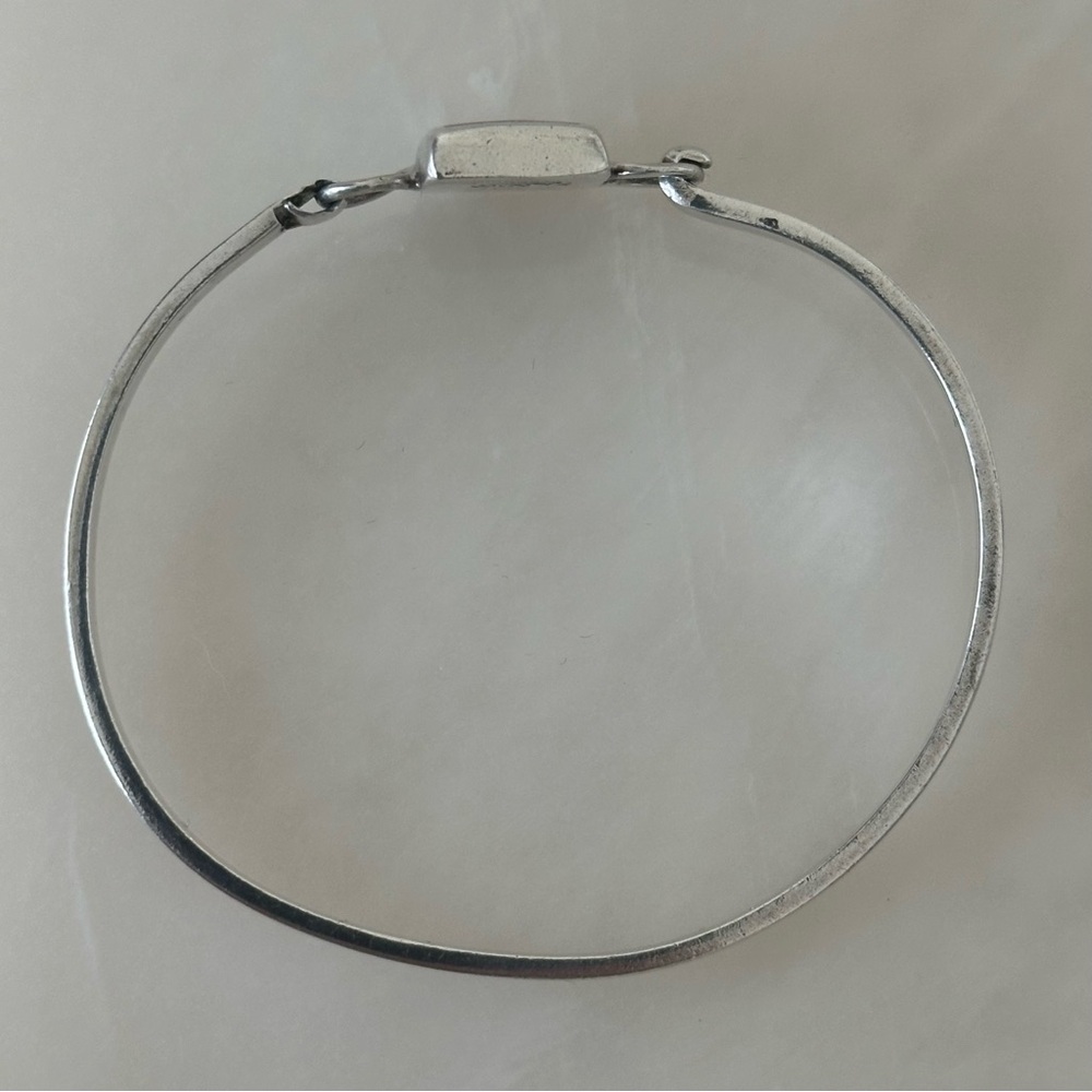 Red Jasper Sterling Silver Bangle Bracelet - Picture 5 of 8